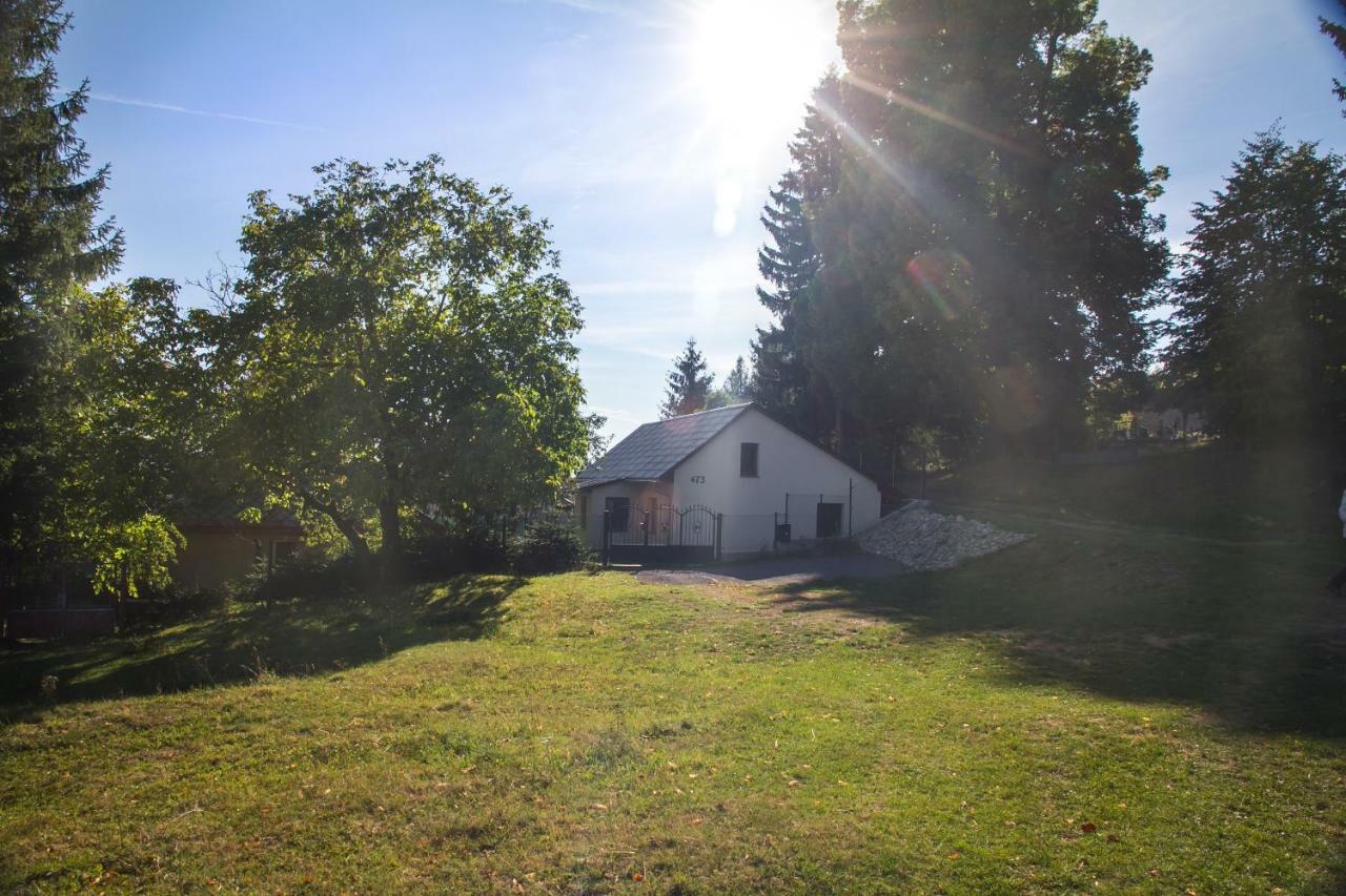 Hostal Burg Nad Banskou Stiavnicou Stiavnicke Bane Exterior foto